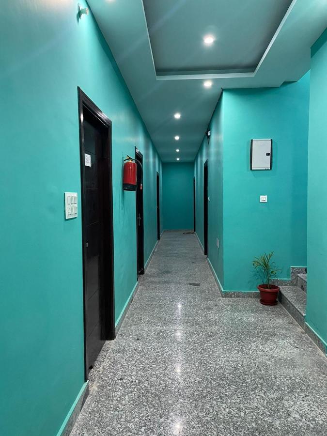 Hotel Manohar Rishikesh Ngoại thất bức ảnh