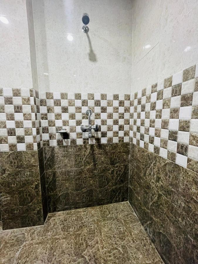 Hotel Manohar Rishikesh Ngoại thất bức ảnh